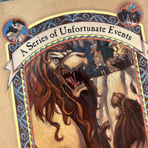 A Series of Unfortunate Events Book the 9th Carnivorous Carnival - Picture 6 of 8